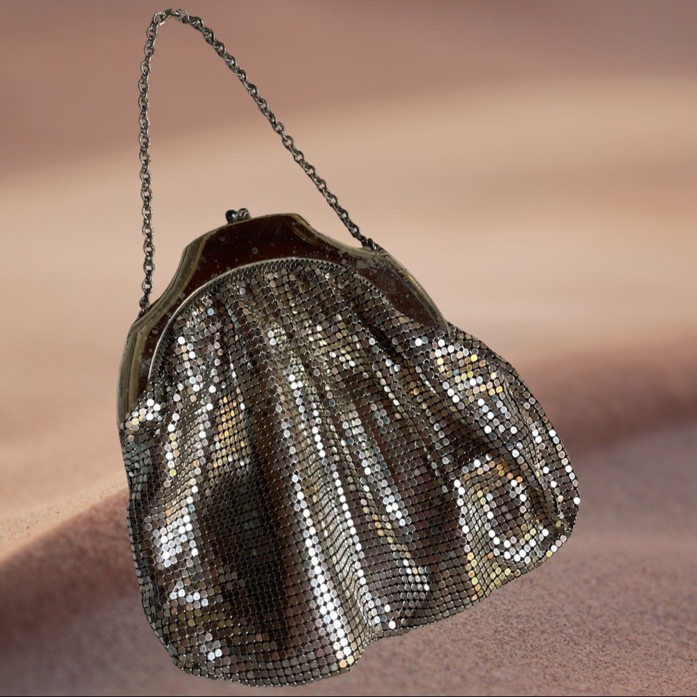 Vintage Whiting & Davis Purse 💎